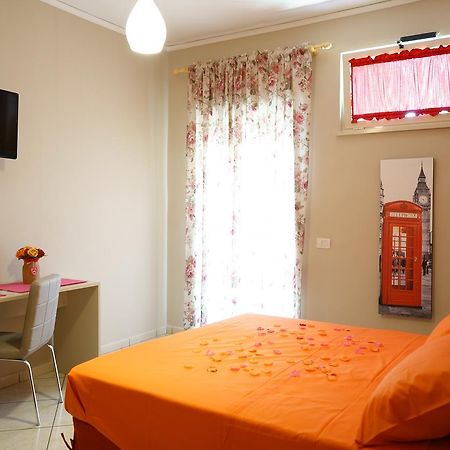 Welcome Inn Napoli Экстерьер фото